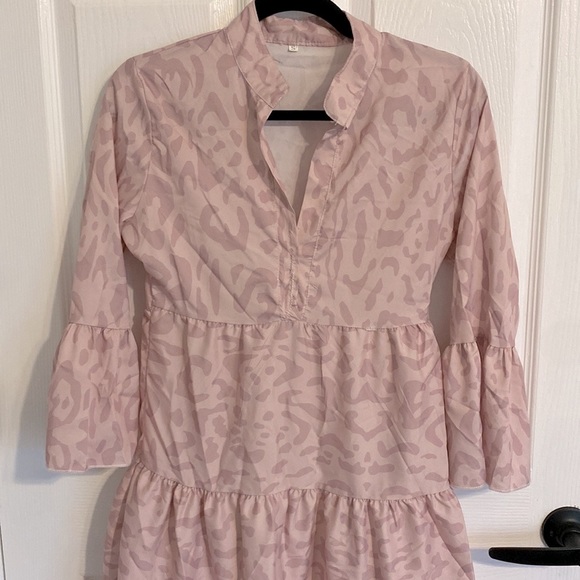 Ladies Dress MIDI, pink Size Small. EUC, worn once on vacation. - Picture 2 of 6